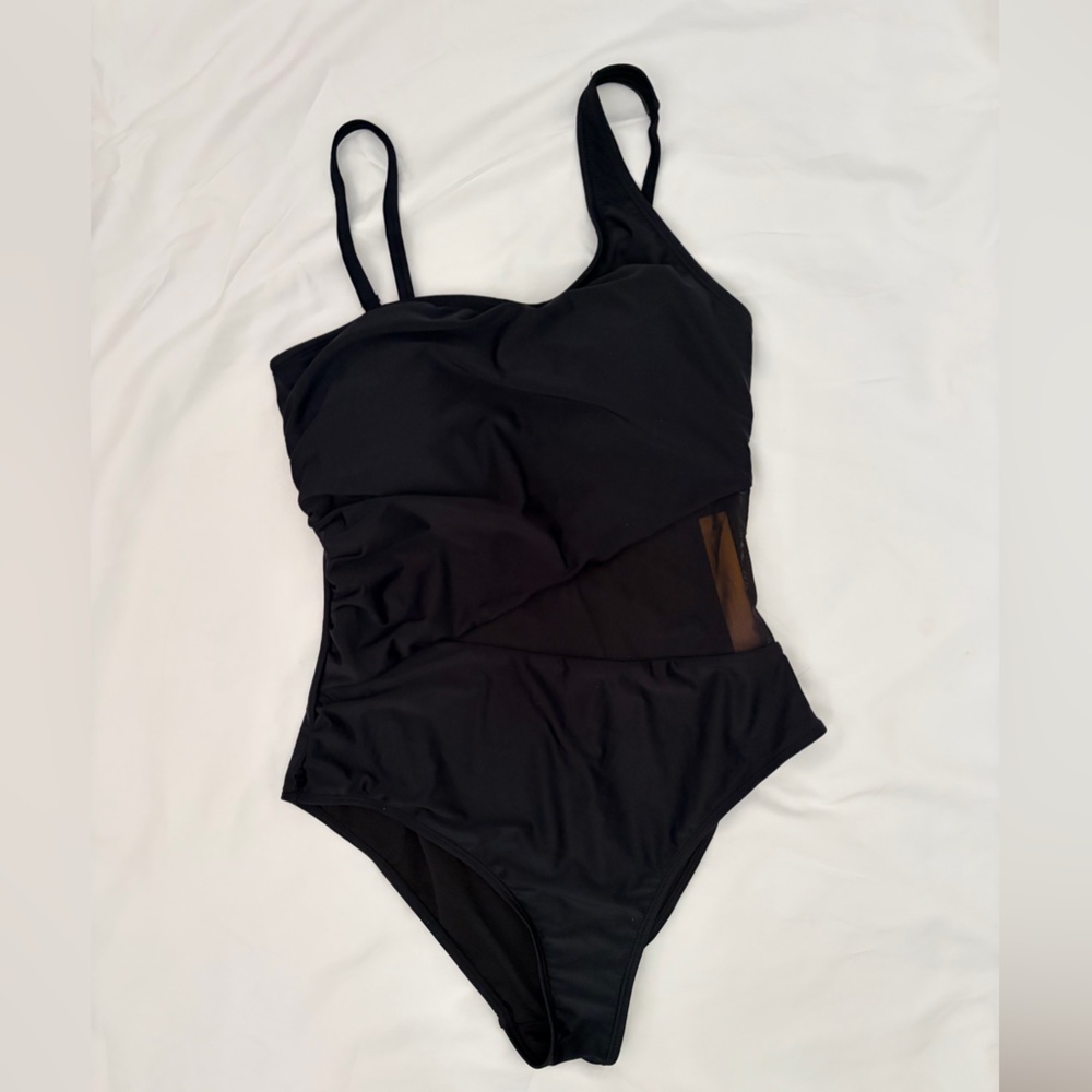 Black One-Shoulder Cutout Swimsuit
